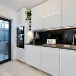 - Heated Pool, Aircon 빌라