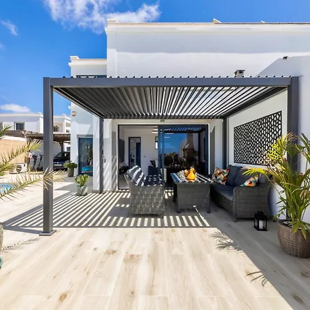 Villa - Heated Pool, Aircon Playa Blanca
