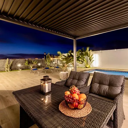 Villa - Heated Pool, Aircon Playa Blanca