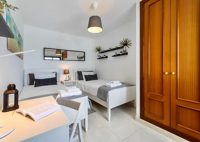 Villa - Heated Pool, Aircon *